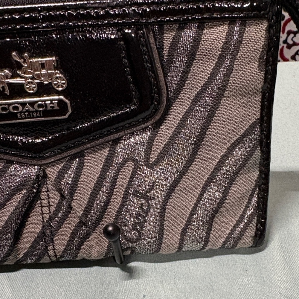 Coach Madison Zebra Print Large Wristlet Lurex Cloth Black Patent Leather Pouch - Picture 3 of 9